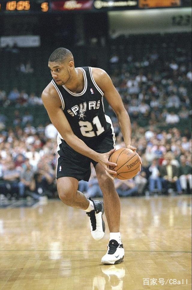 开云体育-蒂姆重返赛场，持续失利首场状态出色，尤文图斯观众沸腾！的简单介绍-开云体育