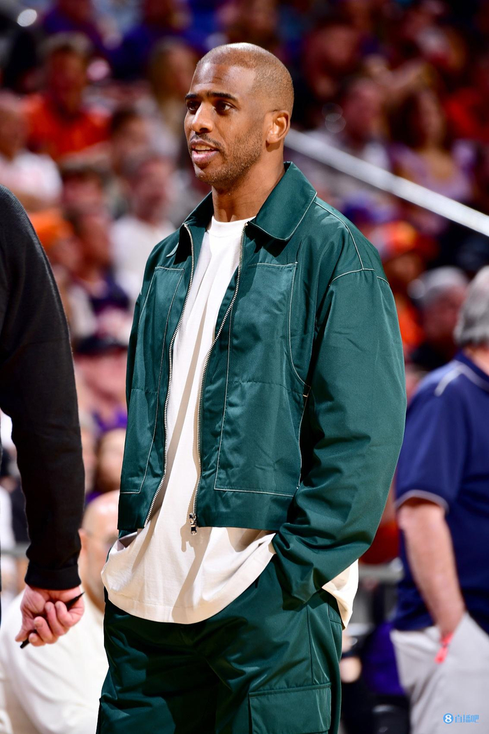 开云体育-转折点！尼斯复出首秀；欧篮联国际比赛日攻防权衡；气氛紧张；身体对抗强度拉满的简单介绍-开云体育