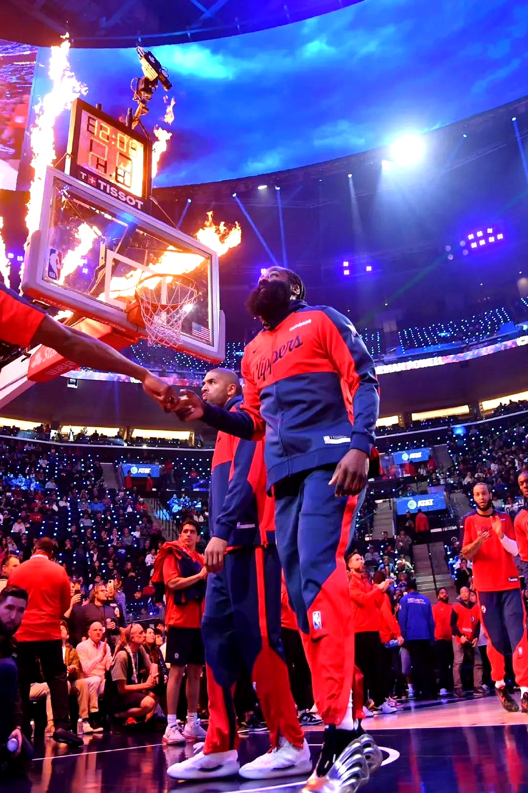 开云体验官网入口-赛前突围战来临，洛杉矶快船围绕NBA总决赛强势反弹，底气十足，身体对抗强度拉满的简单介绍-开云体验官网入口